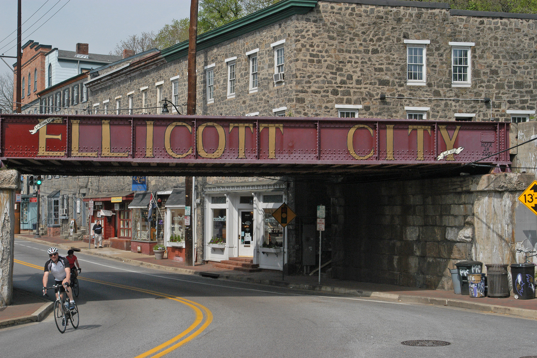 Ellicott City Movers Moving and Storage Von Paris Moving and